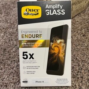 OtterBox Amplify Glass for iPhone 13 NWT